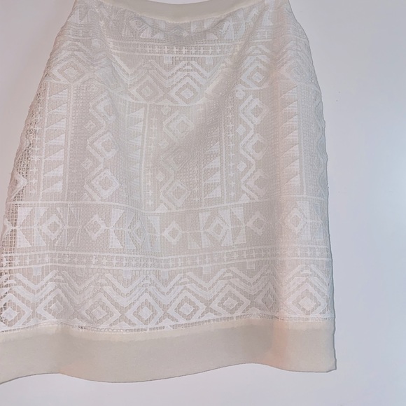 Club Monaco geometric cut-out tank - Picture 2 of 4